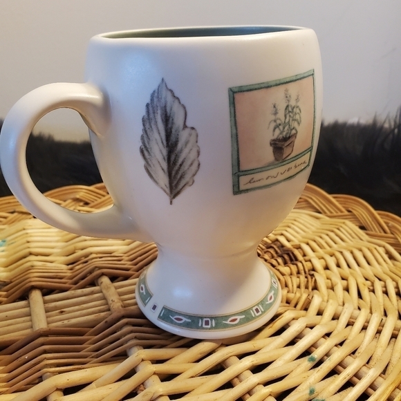 Portfolio By Pfaltzgraff Naturewood Gardening Footed Mug 1 Ib 5"×3" - Picture 3 of 10